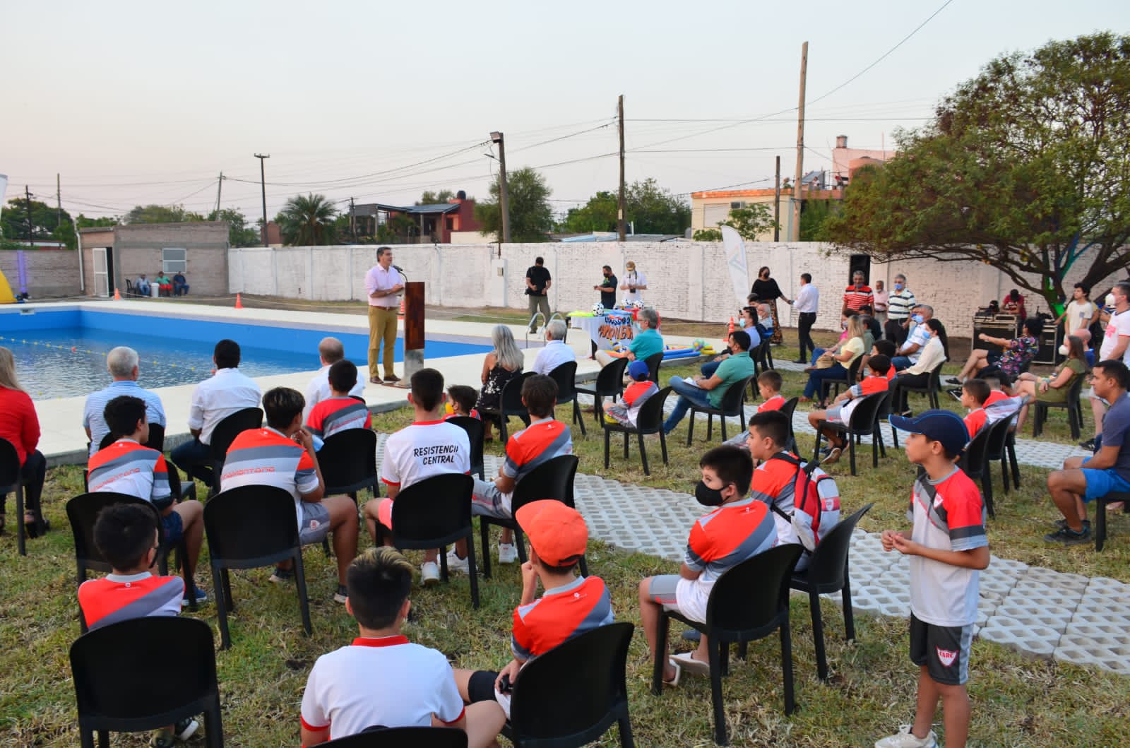Inauguración de complejo natatorio  Sager: “Con un Estado presente, seguimos transformando a nuestros clubes deportivos y la calidad de vida de las y los chaqueños”