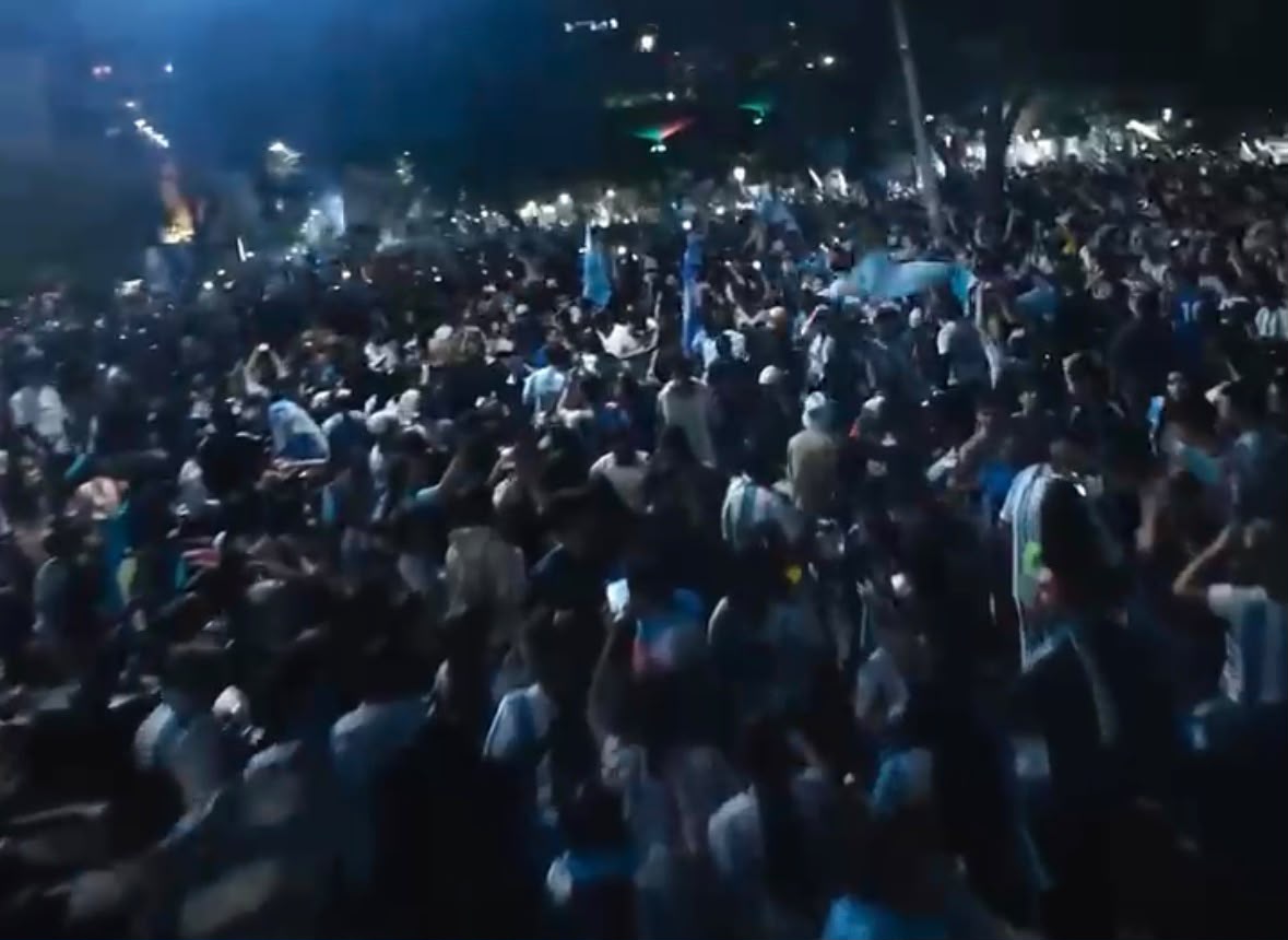 *M&Aacute;S DE 95.000 PERSONAS CELEBRARON EL PASE DE ARGENTINA A LA FINAL, EN UNA FIESTA QUE TERMIN&Oacute; CON TOTAL NORMALIDAD*