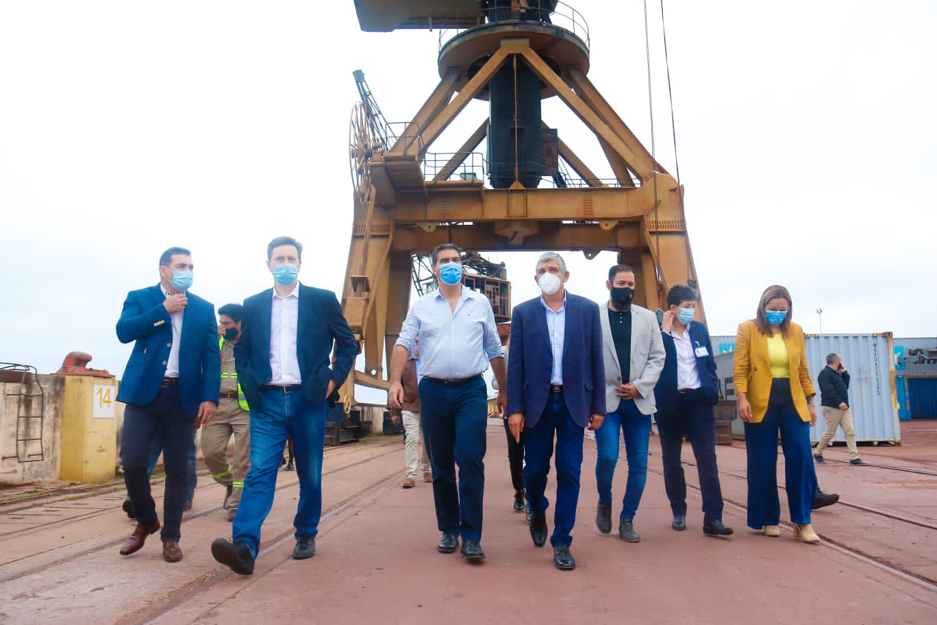 *Capitanich recibió a la Administración General de Puertos y reivindicó el potencial de Barranqueras y Las Palmas en la Hidrovía Paraná-Paraguay*