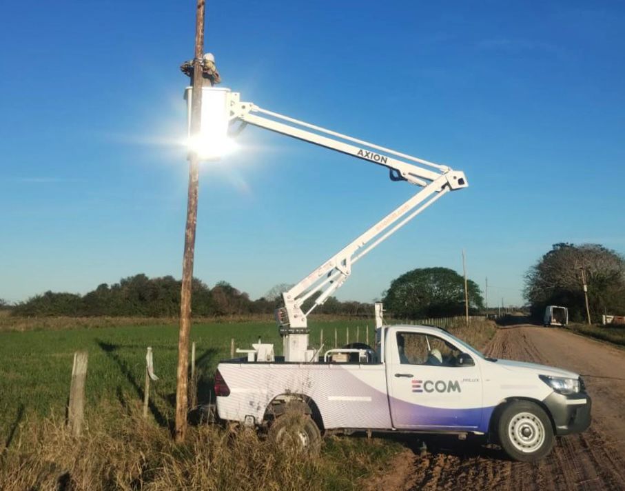 *ECOM CHACO REPARA EL TENDIDO DE FIBRA &Oacute;PTICA EN LOCALIDADES DEL NORTE CHAQUE&Ntilde;O*