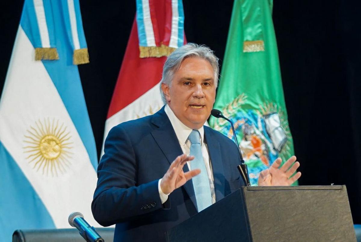 Llaryora inauguró un nuevo período legislativo con un discurso de alto voltaje