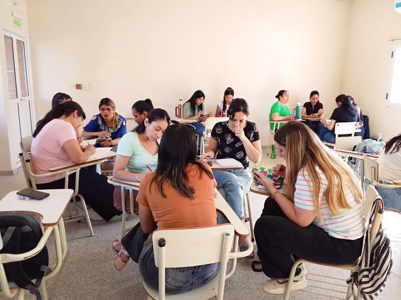 _Este lunes 3 de agosto reinician las clases_   *EDUCACI&Oacute;N PREV&Eacute; CAPACITACIONES DOCENTES EN AGOSTO PARA FORTALECER LOS APRENDIZAJES EN EL AULA*