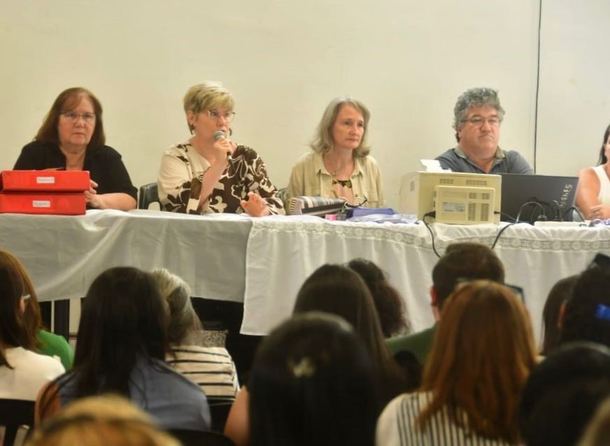 *5000 DOCENTES PRIMARIOS PARTICIPAN DE LOS ACTOS DE OFRECIMIENTO DE CARGOS PARA EL CICLO 2026*