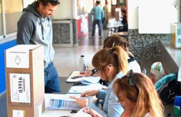 EDUCACI&Oacute;N AVANZA EN LA ORGANIZACI&Oacute;N LOG&Iacute;STICA PARA ACONDICIONAR LAS ESCUELAS PARA LAS ELECCIONES LEGISLATIVAS