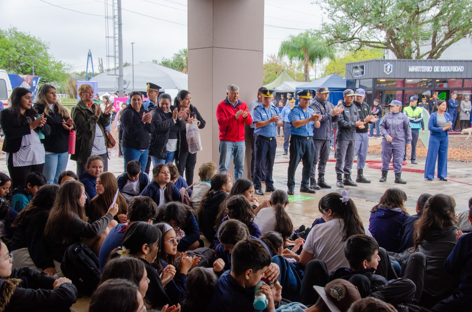 *FERIA DEL LIBRO: MATKOVICH DESTAC&Oacute; LA PREVENCI&Oacute;N Y EL ACOMPA&Ntilde;AMIENTO A LA COMUNIDAD*