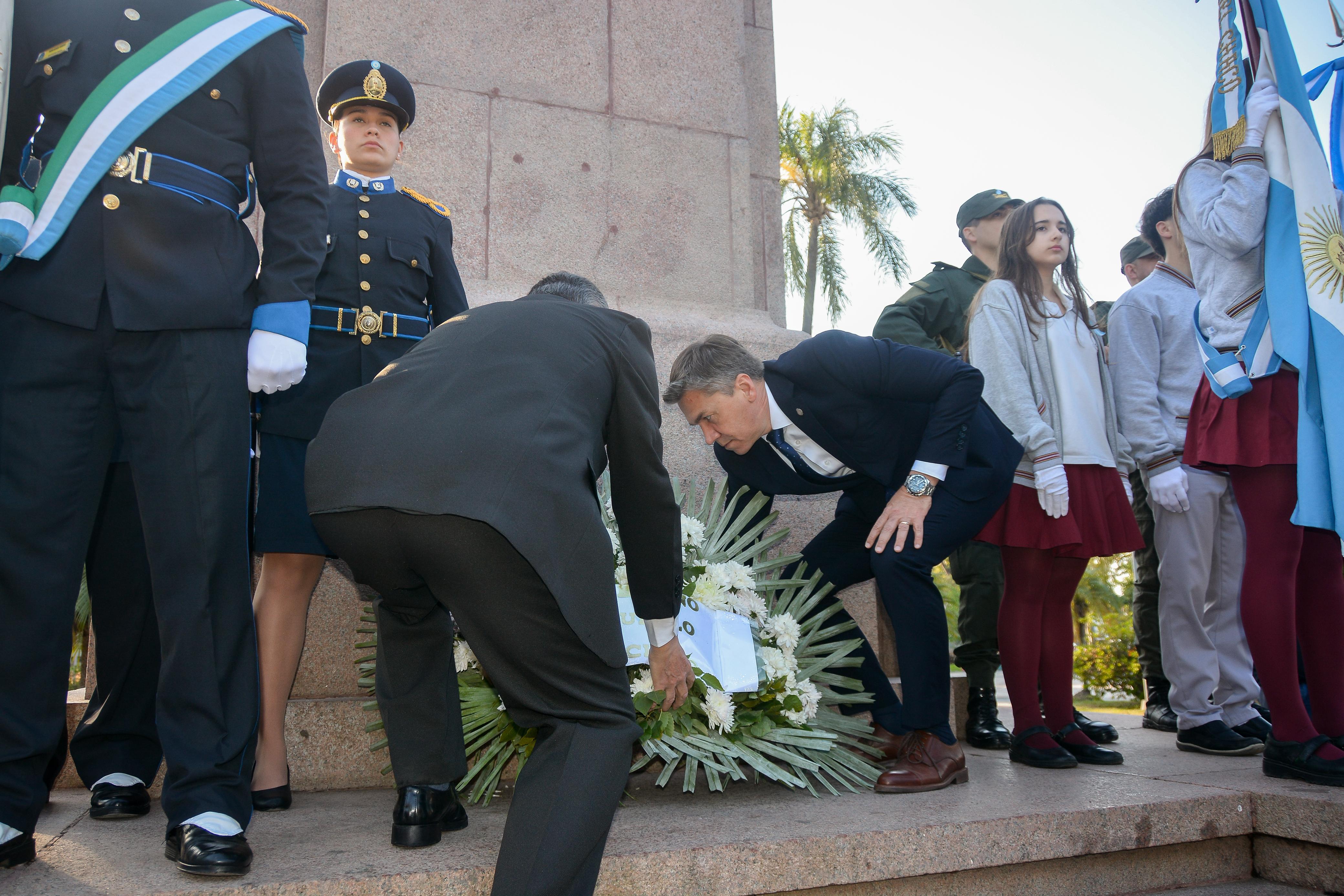 *RESISTENCIA: EL GOBERNADOR ZDERO ACOMPAÑÓ EL HOMENAJE A SAN MARTÍN EN EL 175° ANIVERSARIO DE SU PASO A LA INMORTALIDAD*