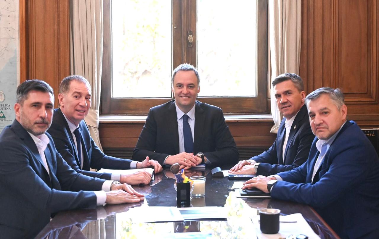 *BS. AS: ZDERO SE REUNI&Oacute; CON ADORNI Y SANTILLI EN CASA ROSADA