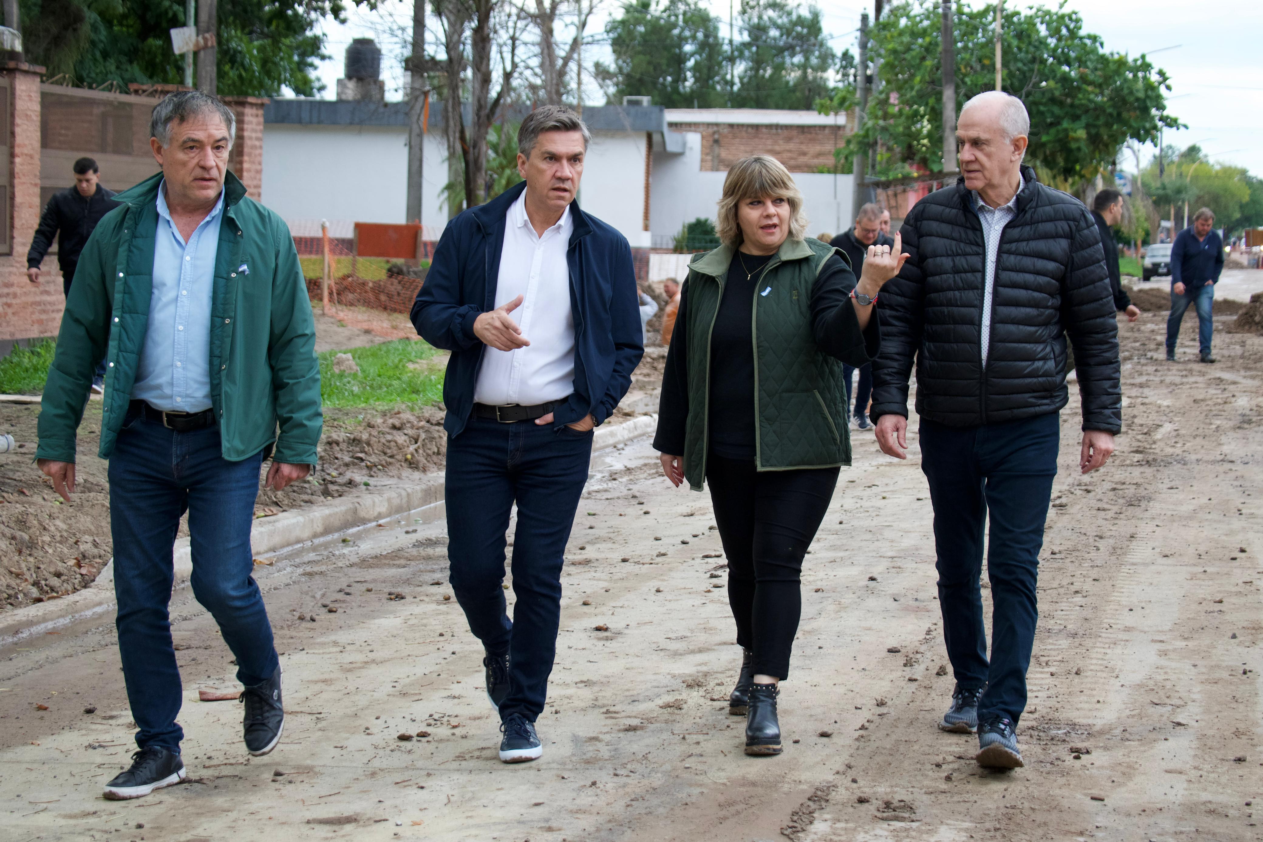 *MÁS DESARROLLO PARA RESISTENCIA: AVANZA LA PAVIMENTACIÓN Y LOS DESAGÜES EN LA AVENIDA 9 DE JULIO: “ESTAMOS RECUPERANDO EL PERFIL URBANO DE LA CIUDAD” DIJO EL GOBERNADOR*