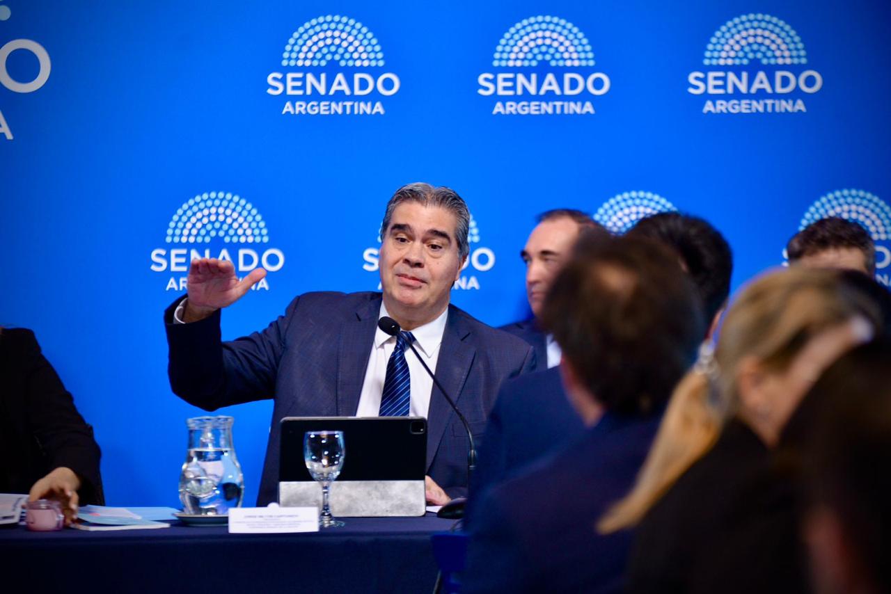 *La industria vuelve a caer y Capitanich advierte: &ldquo;La gente no siente ninguna recuperaci&oacute;n de la econom&iacute;a&rdquo;*