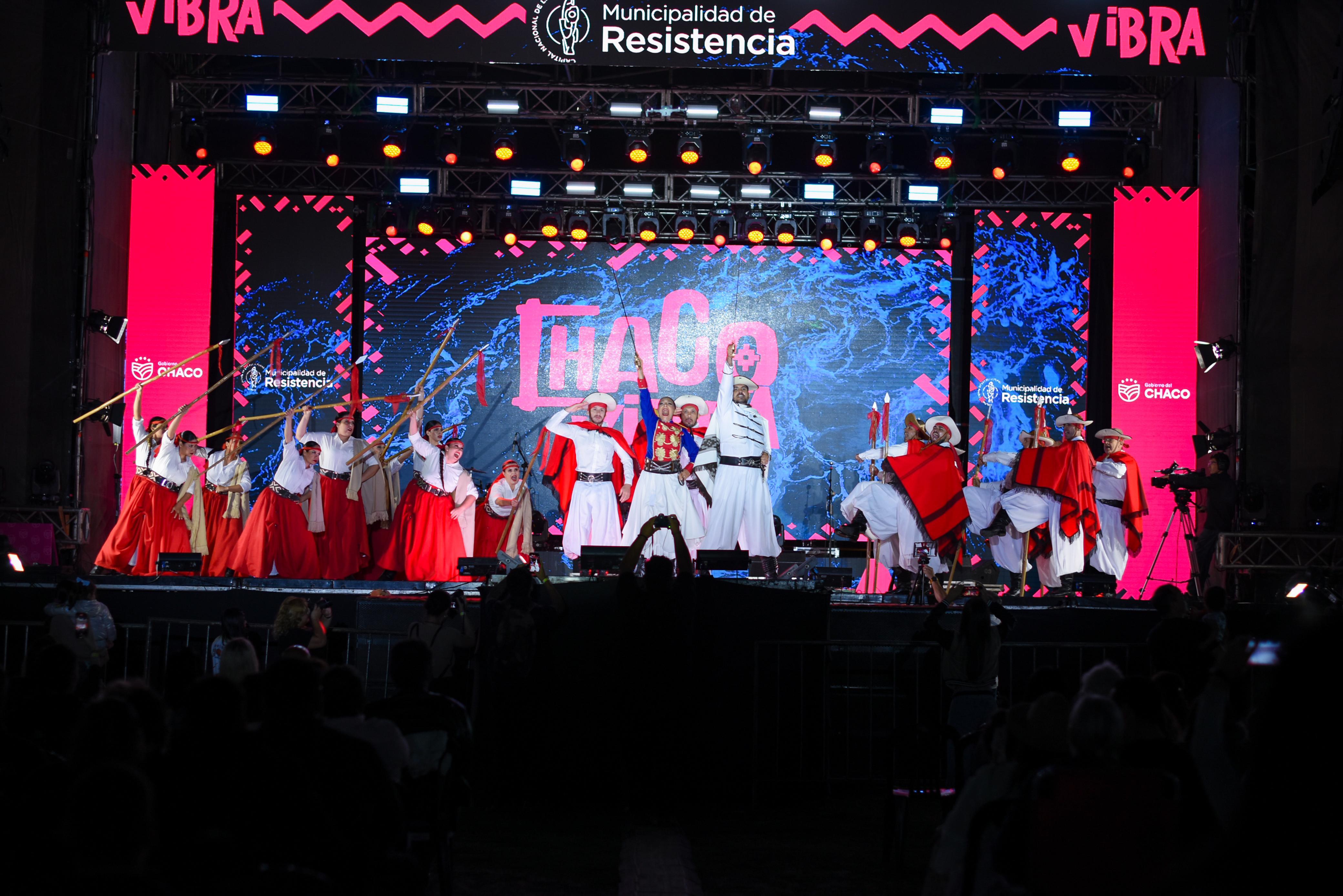 *GRAN INICIO DE “CHACO VIBRA” EN EL PARQUE 2 DE FEBRERO: HOY SIGUEN LOS ALONSITOS Y PIKO FRANK*