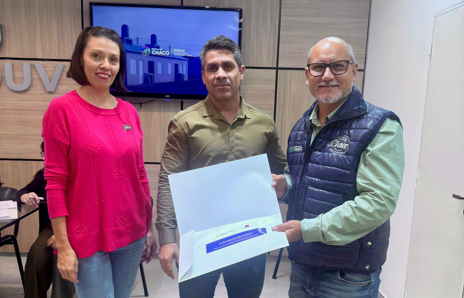 *180 CRÉDITOS DE “CHACO A LA OBRA”: EL IPDUV CONCRETÓ MÁS ENTREGAS PARA LA AMPLIACIÓN Y/O REFACCIÓN DE CASAS*