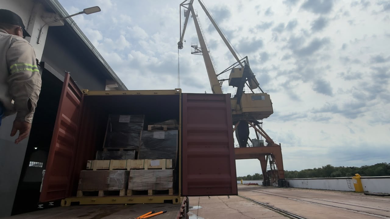 *EL PUERTO DE BARRANQUERAS CONCRETÓ UNA NUEVA OPERACIÓN DE IMPORTACIÓN DESDE CHINA*