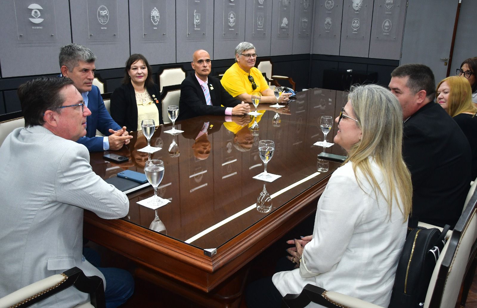 LIVIO GUTIERREZ RECIBIÓ A LA GOBERNADORA DEL DISTRITO 4845 DE ROTARY INTERNACIONAL