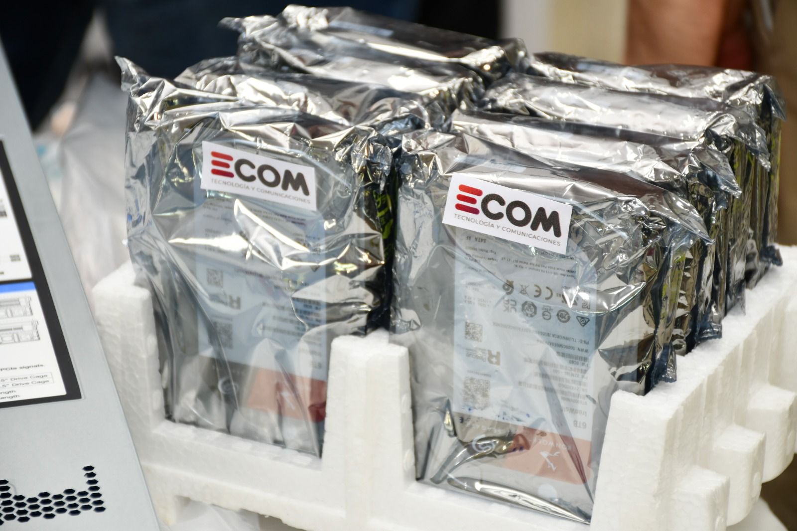 *24,25 y 26: ECOM INFORMA SUS HORARIOS DE ATENCI&Oacute;N Y CANALES DE CONTACTO*